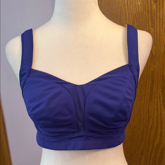 lululemon athletica Purple Sports Bra size 34 DD. - Picture 2 of 8